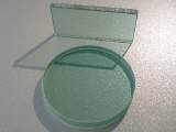 Wärmeschutzfilter aus durchgefärbtem Filterglas